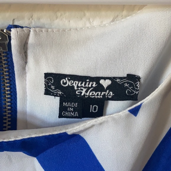 Dress - Picture 3 of 6